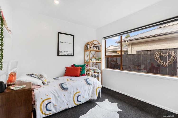 3 Prestwick Place Wattle Downs_13