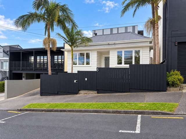 Home with Exceptional Parking & Storage – Grey Lynn