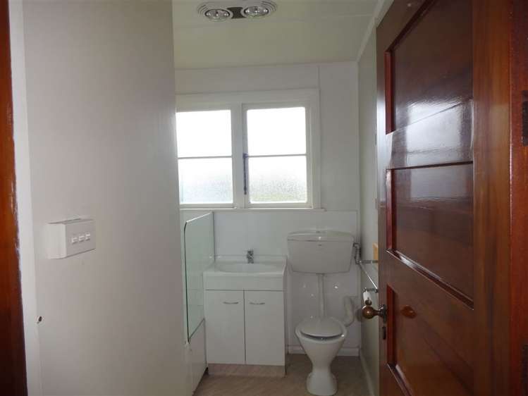 32 Ormsby Street Temuka_9