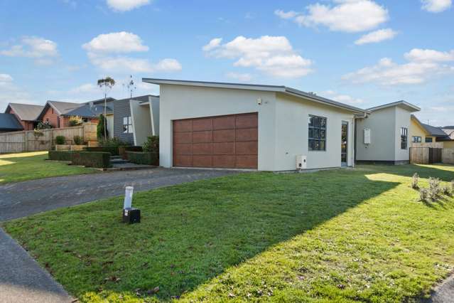 54 Cairns Crescent Rototuna_1