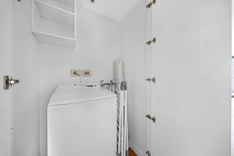 506/10 Lion Place Epsom_21