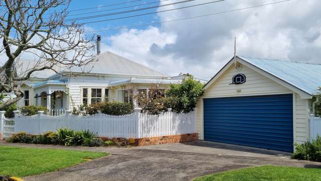 6 Eton Avenue Devonport_1