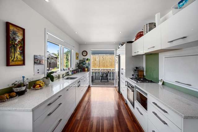 35 Montgomery Avenue Belmont_4