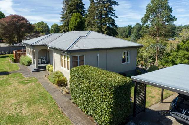 115 Golf Road Taumarunui_2