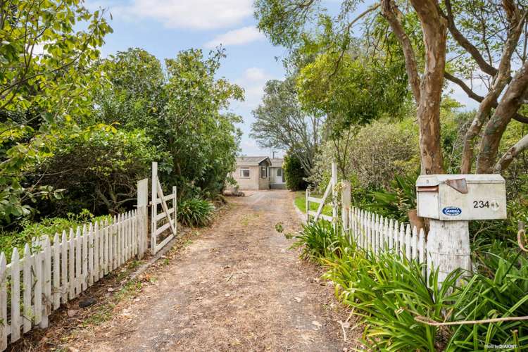 234 Monument Road Clevedon_13