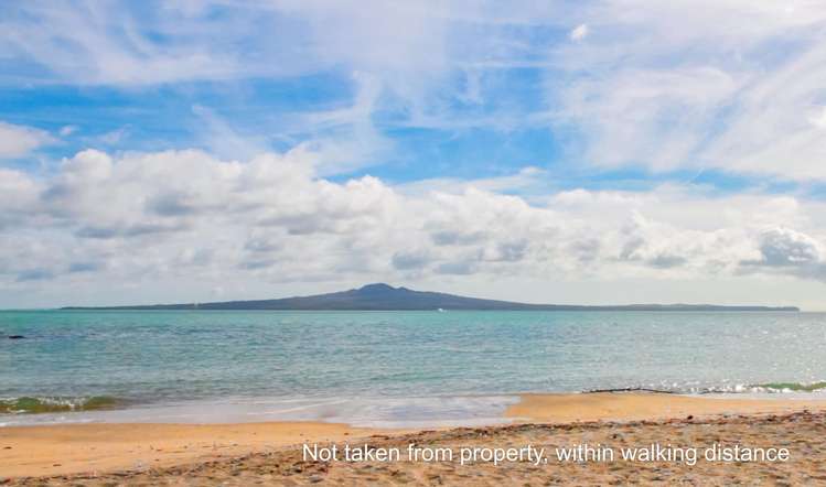 33 Saddleback Rise Murrays Bay_24