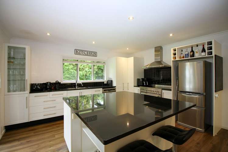 35 ORAM DRIVE Turitea_5