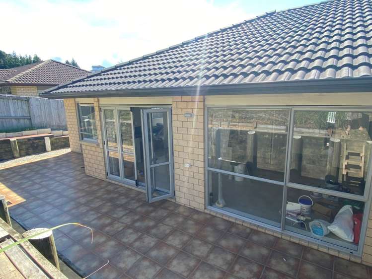 9 Bloomfield Rise Stanmore Bay_1