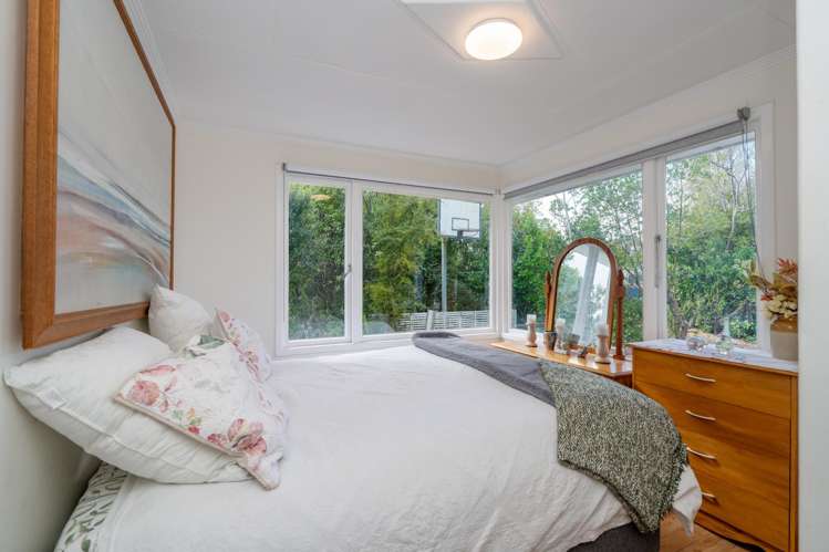 131 Black Road Otatara_7