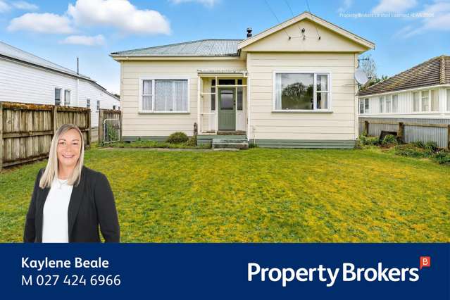 Comfort, space and rural views!