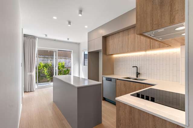 6D Law Street Torbay_2