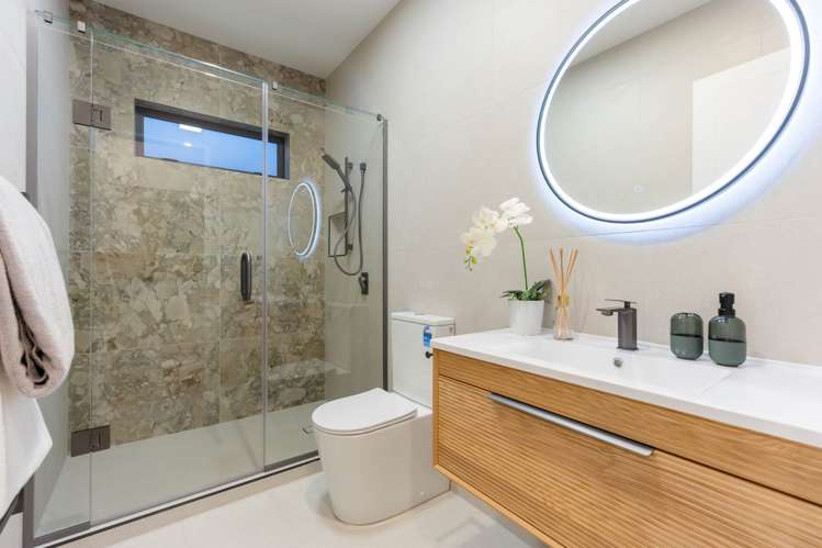 8 Moko Road Orewa_13