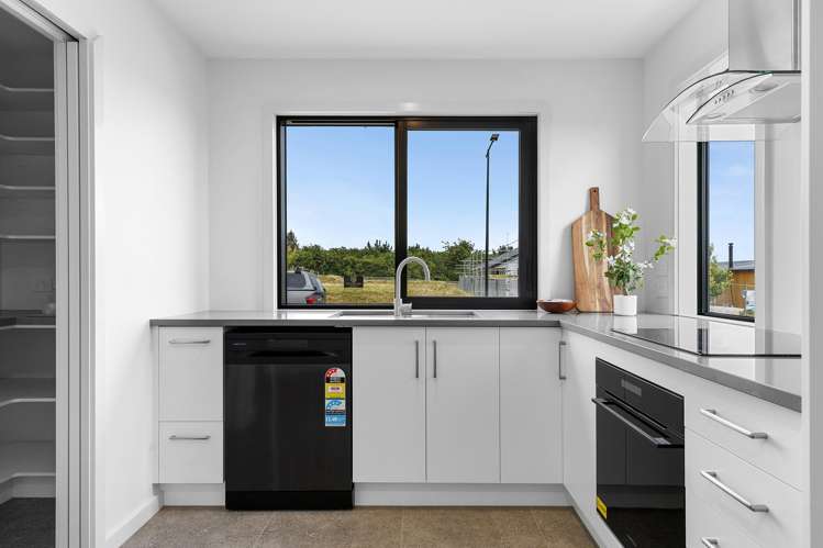 21 Saddleback Drive Richmond Heights_7