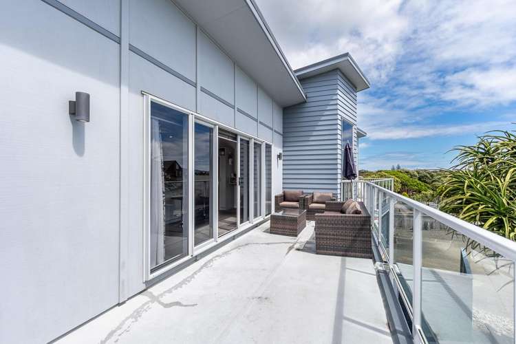 38 Pharazyn Avenue Waikanae Beach_11