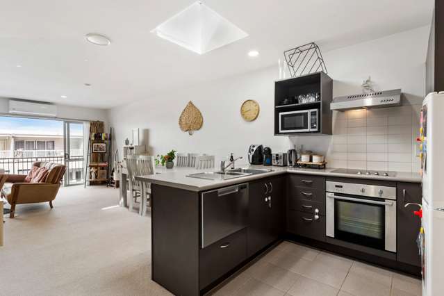 17/17 Ben Lomond Crescent Pakuranga Heights_3