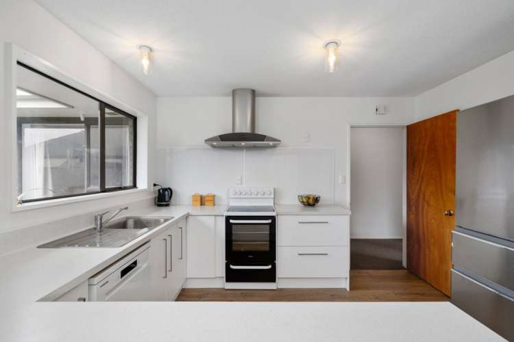 134 Racecourse Road_4