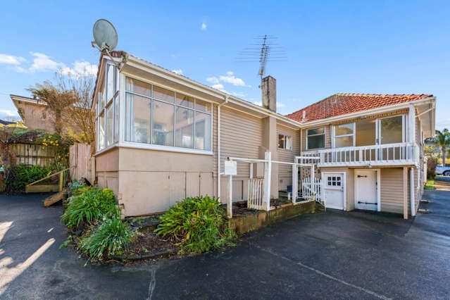 1/13 Wernham Place Northcote_4
