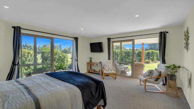 305 Loburn Terrace Road Loburn_8