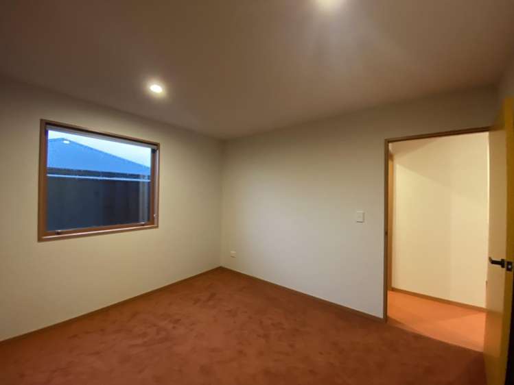18 Whittington Drive 11103_6