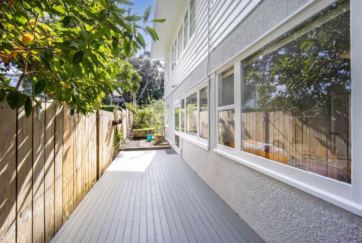 105 & 105A Richardson Road_2