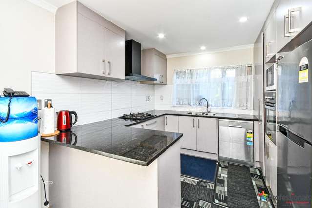 5d Clendon Place Manurewa_2