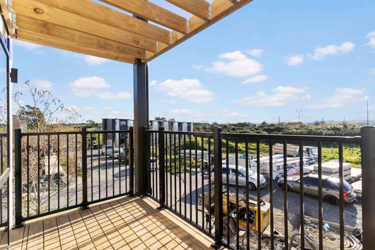 11 Mataitai Road Hobsonville_2