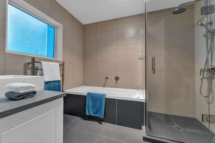 18 Kerrykeel Drive Flat Bush_22