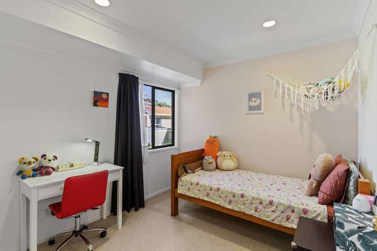 2/6 Wykeham Place Glenfield_11