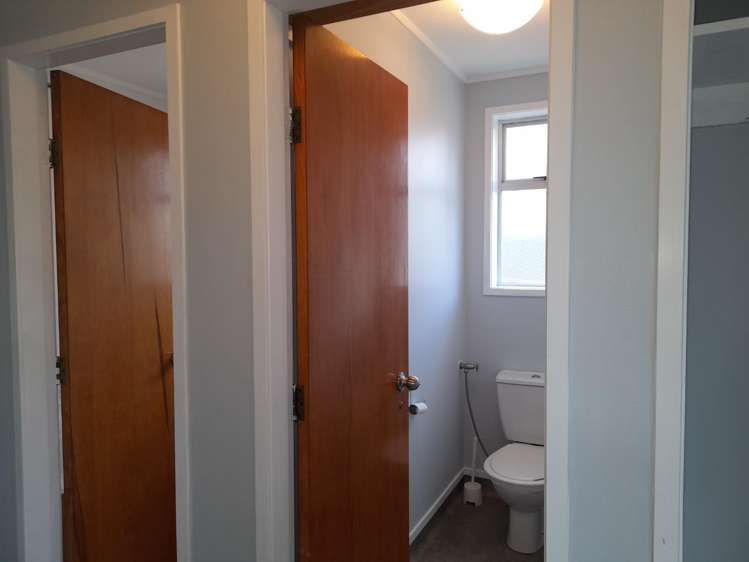 2/86 Tamatea Road 11209_16