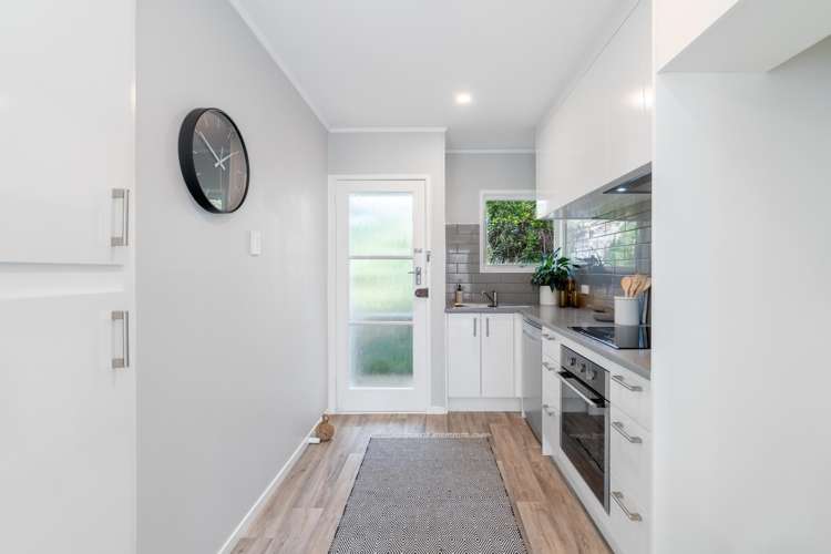 3/2 Henley Road Mount Eden_4