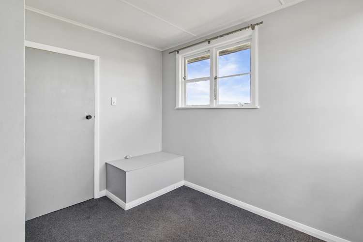 77 Andrew Street Marchwiel_13