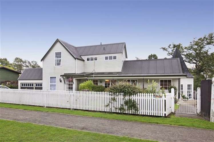 1740 Cust Road Cust_0