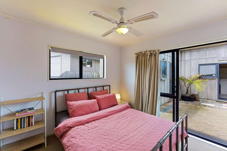 13 Scott Avenue Otaki Beach_20