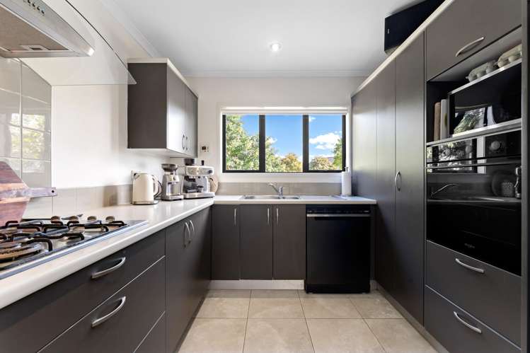 10 Vicente Place Oteha_2