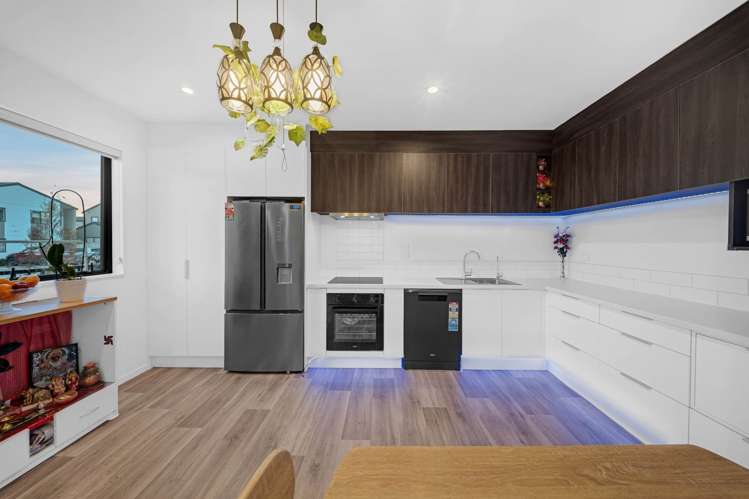 8 Otereti Street Flat Bush_7