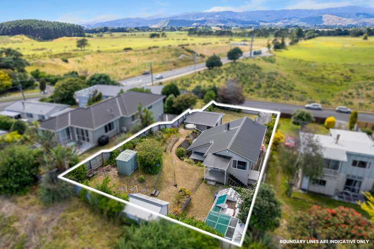 18 Robert Mckeen Street Otaki Beach_22