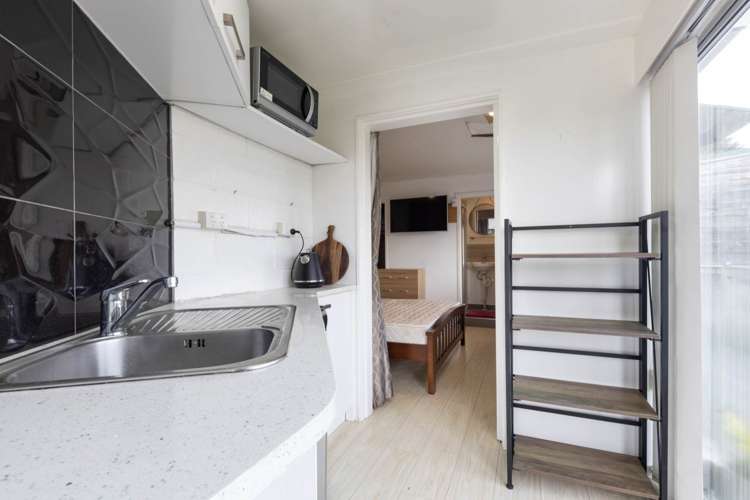 123 Victory Road Laingholm_19