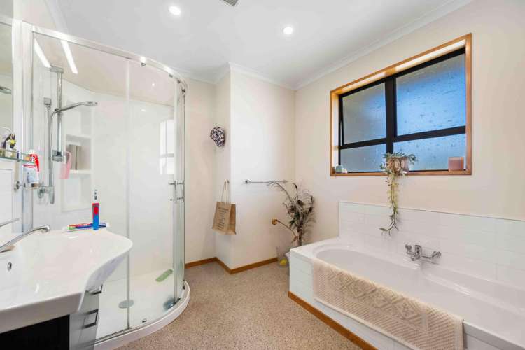 144 Capell Avenue Lake Hawea_9