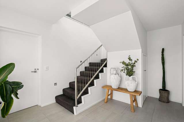 18A Loop Road Kelvin Heights_4