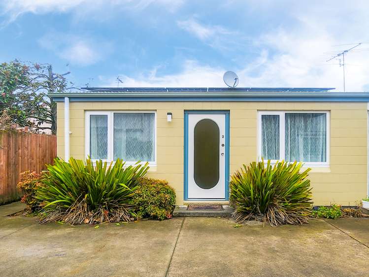 2/589 Barbadoes Street_0