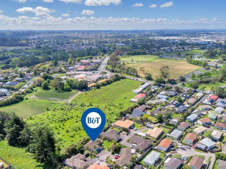 446e West Coast Road Glen Eden_18