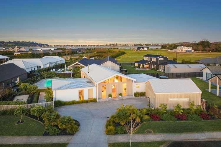 3 Shearwater Lane Point Wells_28