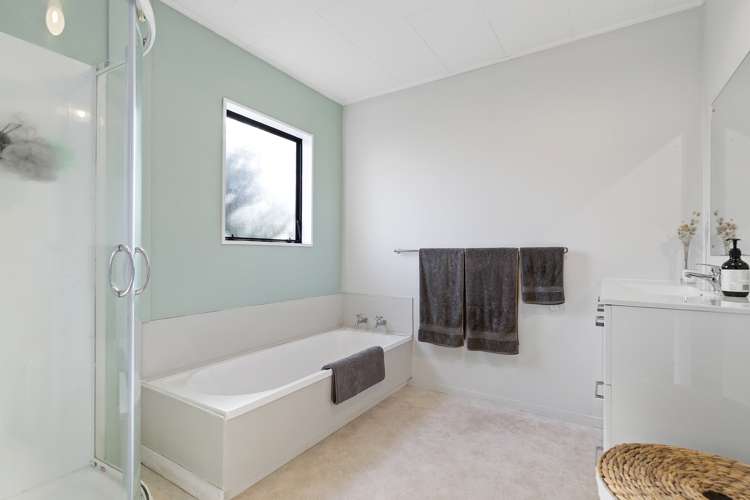 66 Queenwood Avenue Queenwood_7