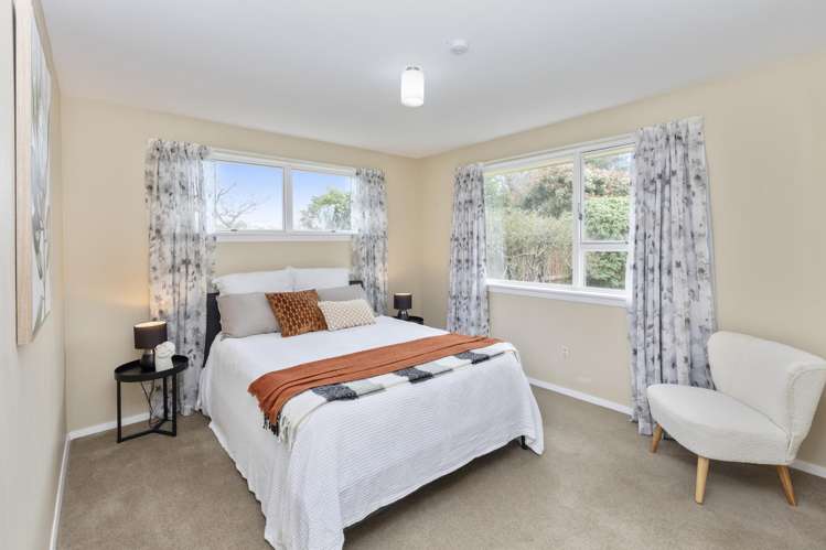 4 George Street Rolleston_13