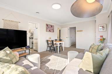 4/53 Rawhiti Road_2