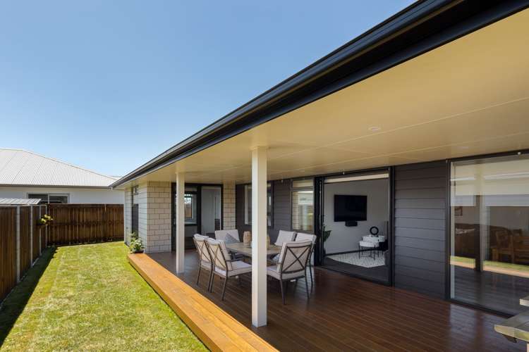 2 Kotare Drive Coastlands_15