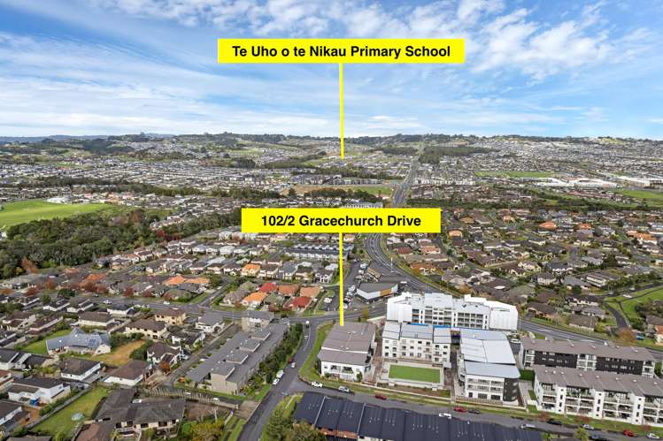 102/2 Gracechurch Drive Flat Bush_15