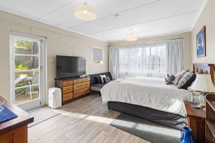 6 Julian Place Westown_13