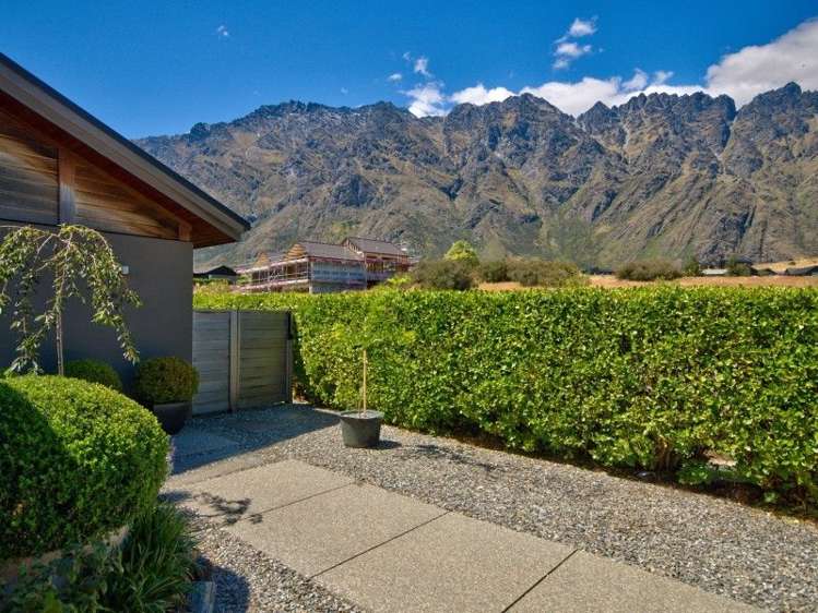 8 Rannoch Drive Jacks Point_22