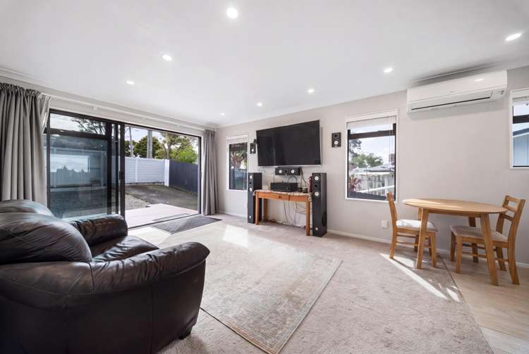 97 Hepburn Road Glendene_4